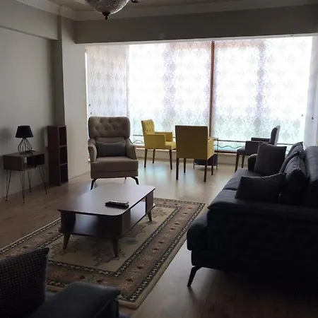 Montana Deluxe * سبانجا